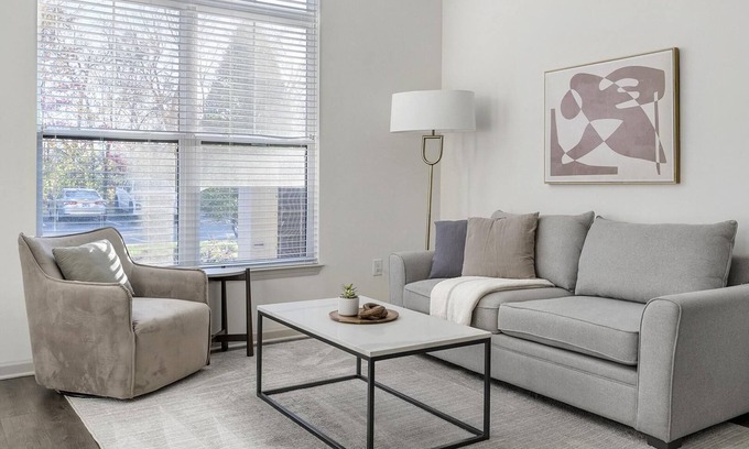 Seven Springs Apartment | Modern Apartment in Prime Location (ID9302X17)