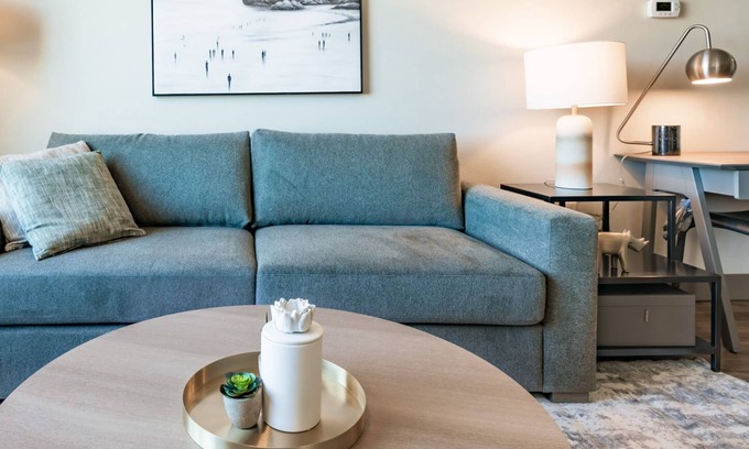 Loveland Apartment | Modern Apartment in Prime Location (ID7430X94)