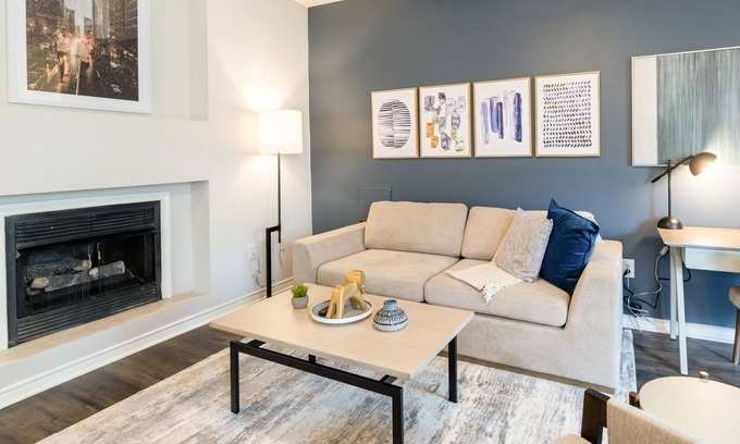 Southwest Raleigh Apartment | Modern Apartment in Prime Location (ID8636X46)