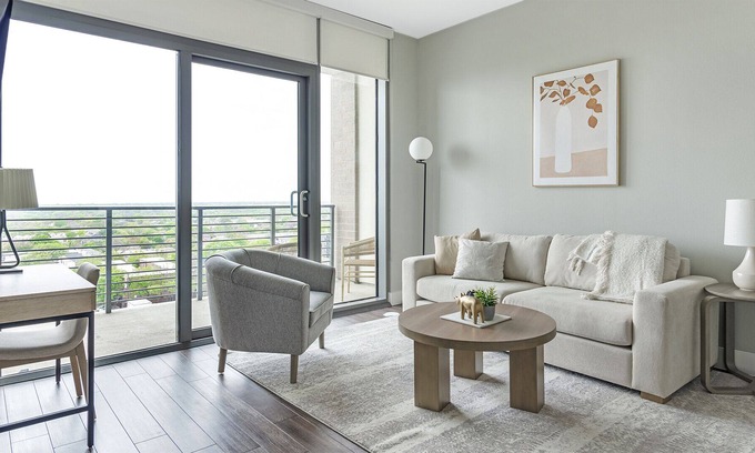 Knox - Henderson Apartment | Modern Apartment in Prime Location (ID5623X48)