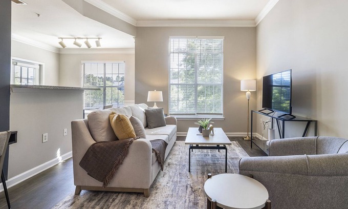 Duluth Apartment | Modern Apartment in Prime Location (ID4486X21)