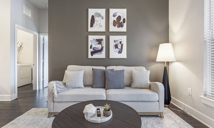 West Ashley Apartment | Modern Apartment in Prime Location (ID9794X37)