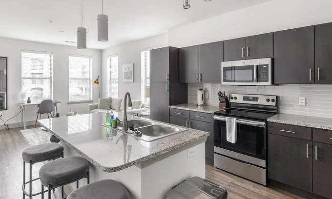 Haltom City Apartment | Modern Apartment in Prime Location (ID1403X364)