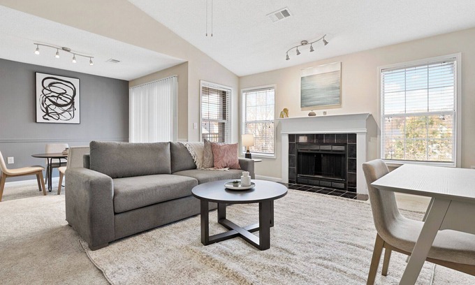 Jamestown Apartment | Modern Apartment in Prime Location (ID8171X80)