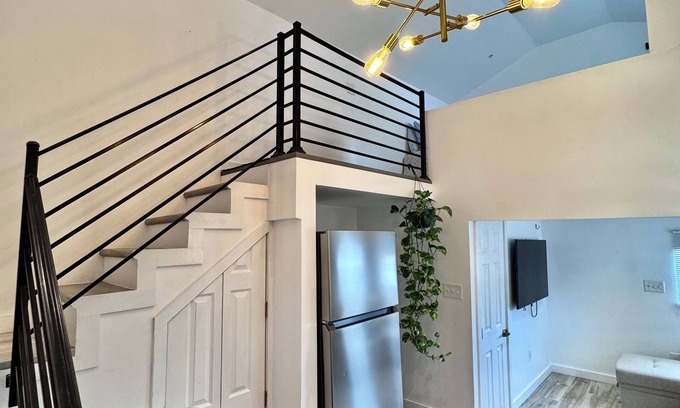 Kenner - Louis Armstrong International Airport Apartment | Modern Apartment - Near Lake Pontchartrain