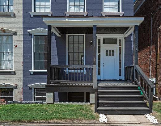 Petersburg Apartment | Modern Apartment near Ft GreggAdams and VSU