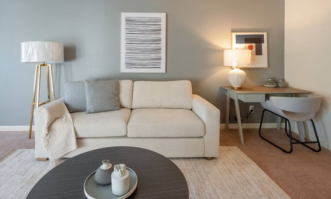 Crestline Heights Apartment | Modern Apartment in Prime Location (ID7913X24)