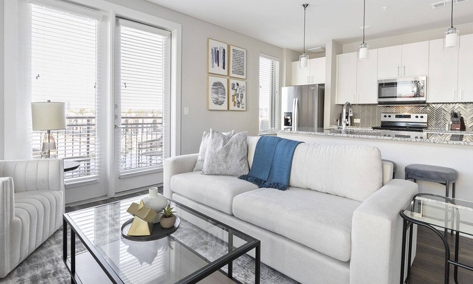 North Richland Hills Apartment | Modern Apartment in Prime Location (ID9115X55)