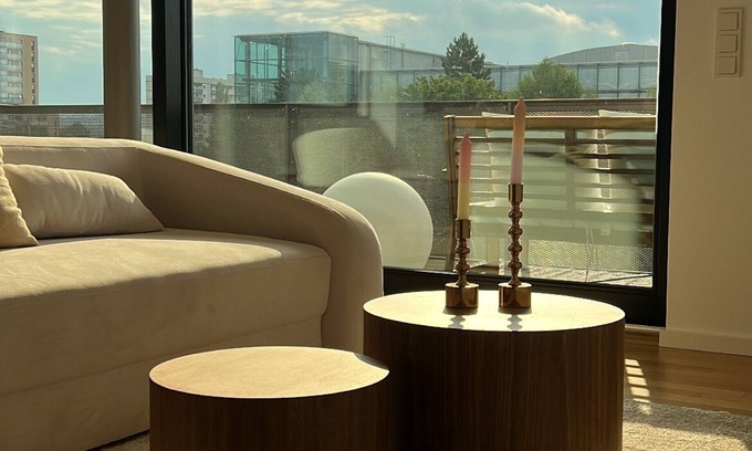 Altstadt Apartment | Modern apartment with a generous 100 square meters in Dresden's old town.