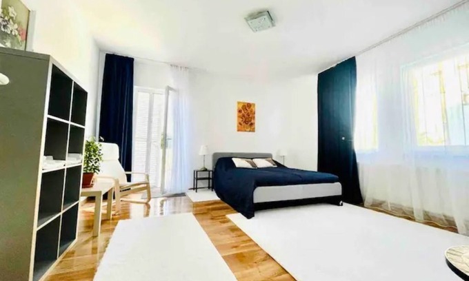 Timisoara Apartment | Modern appartment, centraly located in a calm area
