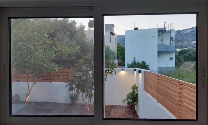 Mavrikiano Apartment | Modern apt with private garden next to the beach in the center of Elounda!n