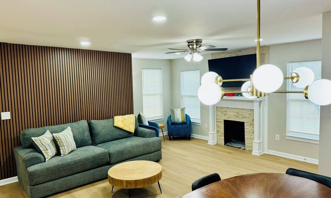 Mableton House | Modern Brick Ranch Retreat NEW Renovation
