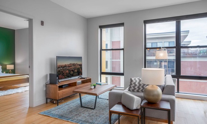 D Street - West Broadway Apartment | Modern + Bright 2BR in Southie w/Gym, by Blueground