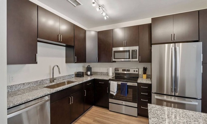 Broomfield Apartment | Modern Broomfield Apartment
