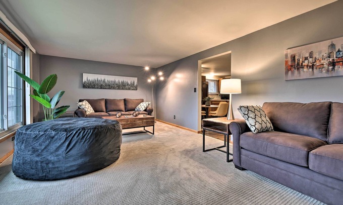 Cheektowaga Apartment | Modern Buffalo Vacation Rental - Near Airport