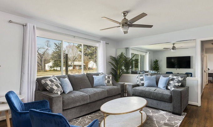 Green Valley House | Modern Bungalow | Game Room | Fire Pit | Grill