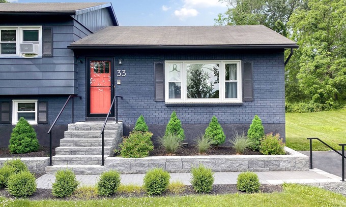 Town of Marbletown House | Modern Bungalow w/ backyard, patio, and grill