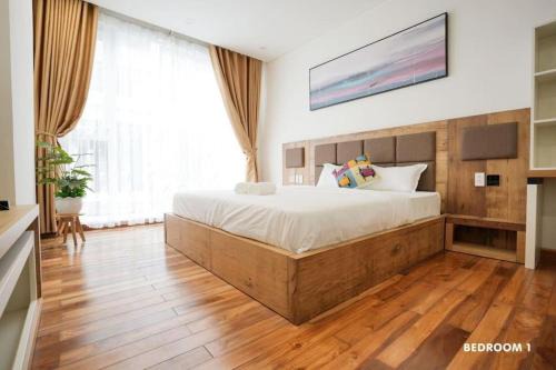 Hai Chau Apartment | Modern & Charming Penthouse 5BRs in Da Nang Center