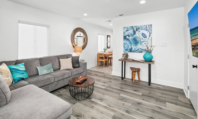 Ocean Beach Apartment | Modern Coastal Retreat 2 Blocks to Beach & Cafes
