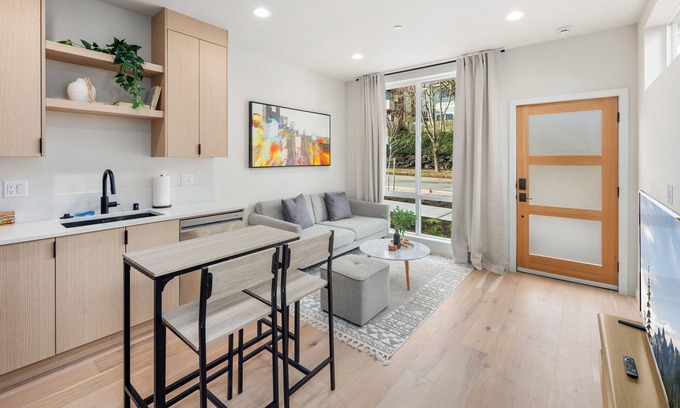 North Beacon Hill House | Modern Comfort in Seattle's Beacon Hill