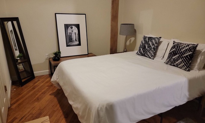 North Chesterfield Apartment | Modern Comfort Near Downtown – 5 Mins to Riverwalk, Breweries & VCU!