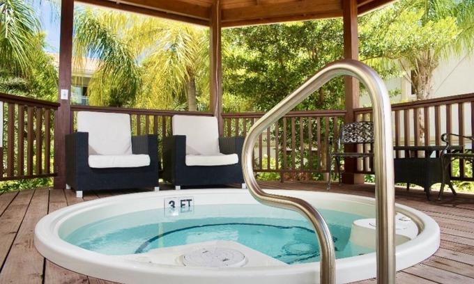 The Bight Hotel | Modern Condo w/resort amenities. Steps from Grace Bay Beach