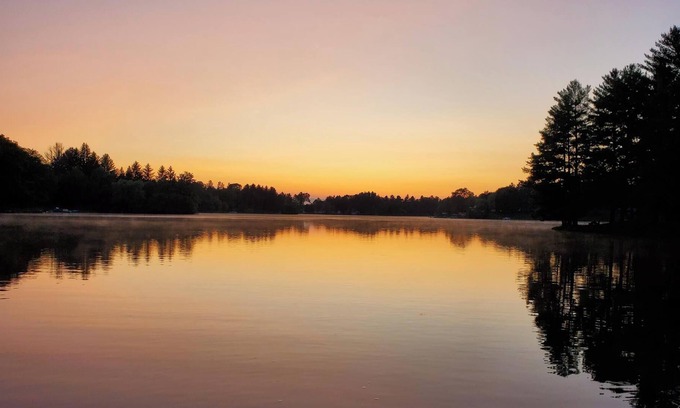Evart Cottage | Modern cottage with dock and frontage on private lake.