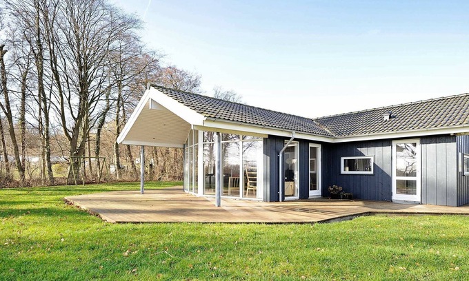 Grønninghoved Strand House | Modern Cottage with Spa - By Traum Ferienwohnungen