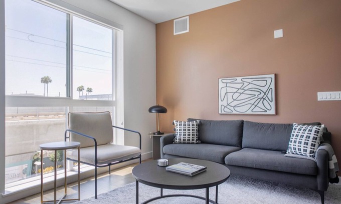Lucerne - Higuera Apartment | Modern Culver City 2BR w/Courtyard & Pool, nr Shopping, by Blueground