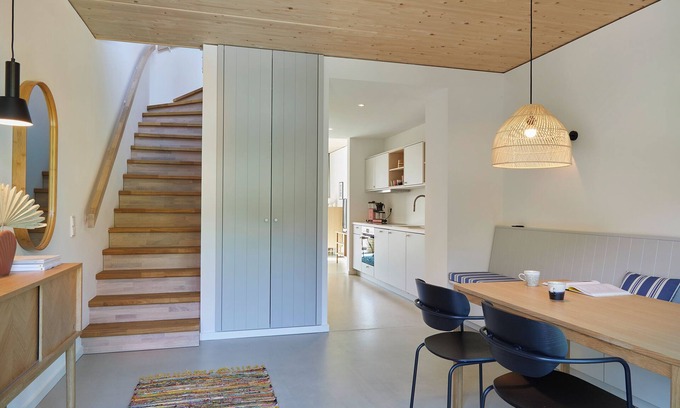 Hohwacht Apartment | Modern duplex apartment with rooftop terrace