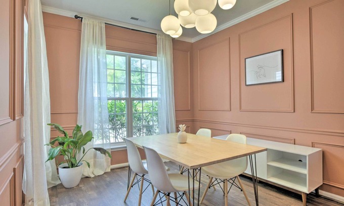 Durham House | Modern Durham Retreat w/Private Yard & Patio