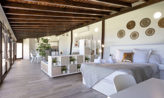 Santa Cruz de Tenerife Apartment | modern loft recently renovated In Santa Cruz de Tenerife 02
