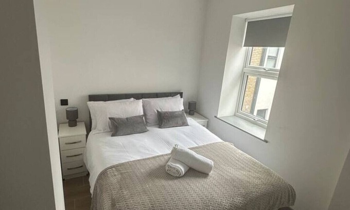 West Finchley Apartment | Modern Family Flat in Finchley