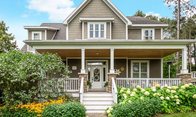 Leland House | Modern farmhouse interior, carriage house, walk to Lake Leelanau & Lake Michigan
