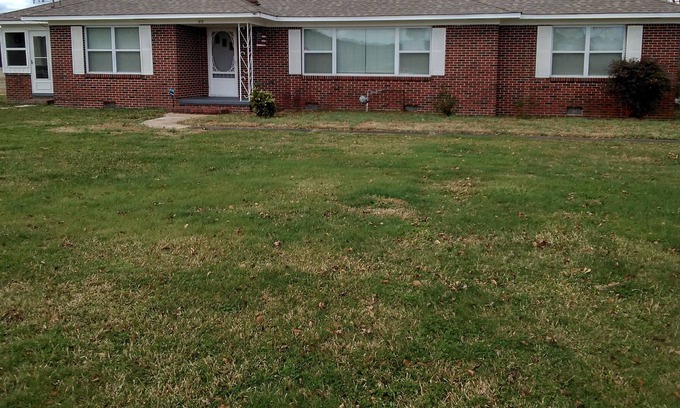 Horton Other | Modern Farmhouse- room to run around, enjoy the outdoors and Lake Guntersville !