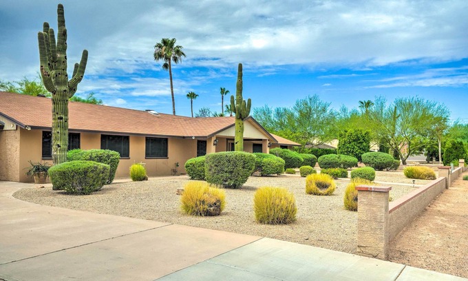 Deer Valley House | Modern Glendale Desert Destination w/Patio!