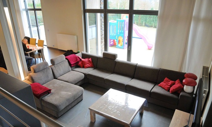 La Roche-en-Ardenne House | Modern Holiday Home in La Roche-en-Ardenne with Garden