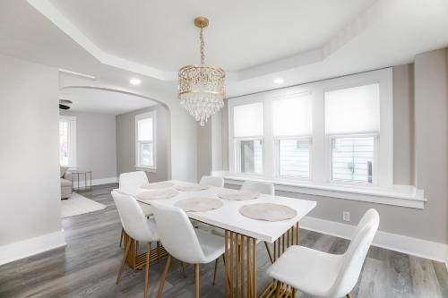 Near Northwest Apartment | Modern Home Heart of South Bend