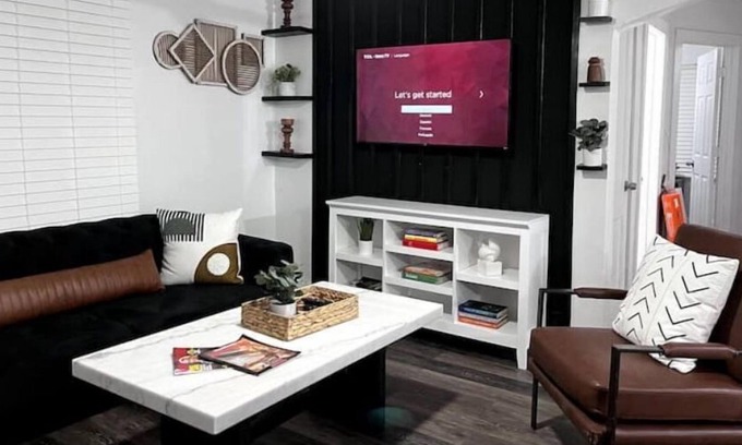 Detroit House | Modern home in Detroit/4QBDS/Near everything /free parkingnlong stays welcome