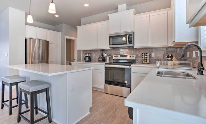 Monitor House | Modern Home Near River, Leavenworth & Chelan!