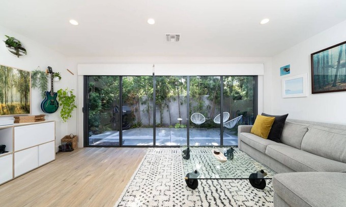 Willmore House | Modern Home - steps from downtown LB!