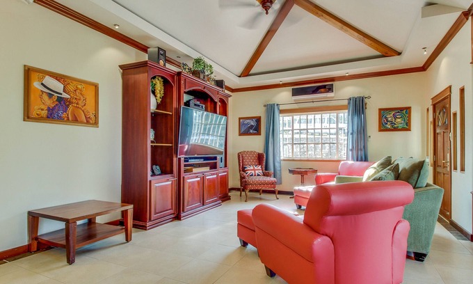 San Ignacio House | Modern Home with Shared Pool, Great Views, WiFi & Central AC - Ideal for Day Trips