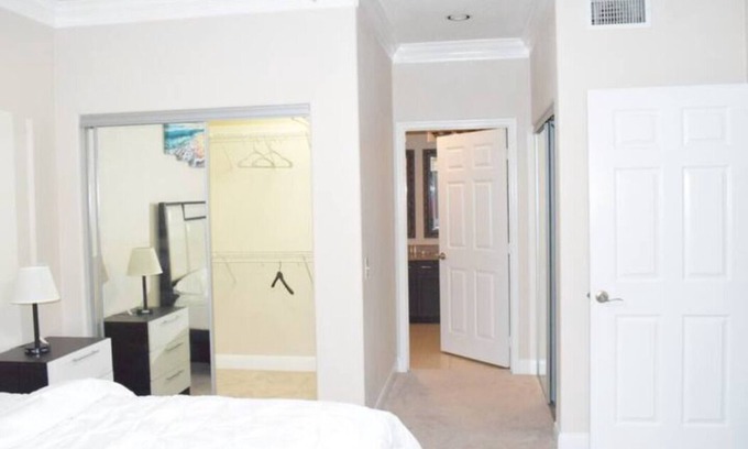 The Galleria Apartment | Modern Lifestyle 1 Bedroom with Balcony 1460SqFt