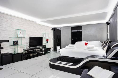 17th Arrondissement Apartment | Modern Loft in Paris Center!
