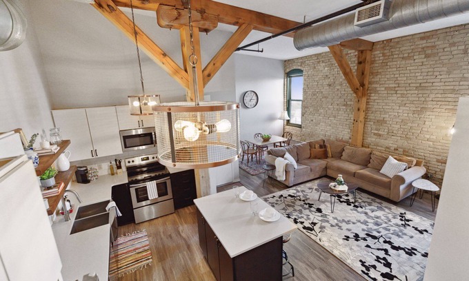Nicollet Island Apartment | Modern Loft in Trendy North Loop Location