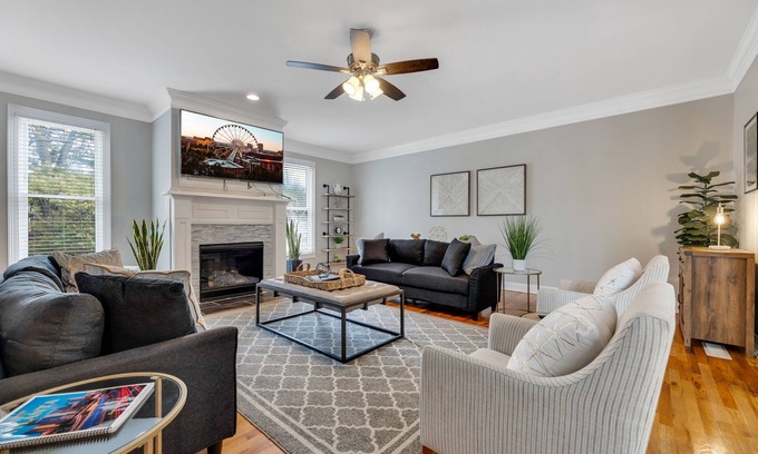 Reynoldstown House | Modern Lux Farmhouse near ATL Beltline w/Grill & Arcade Games