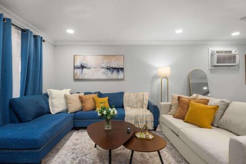 The Heights Apartment | Modern Luxe 2BR King Suite Easy trip to NYC