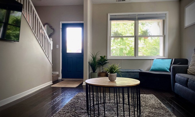 Evanston House | Modern Luxury 3 bd Home min from NU & Lake Mich