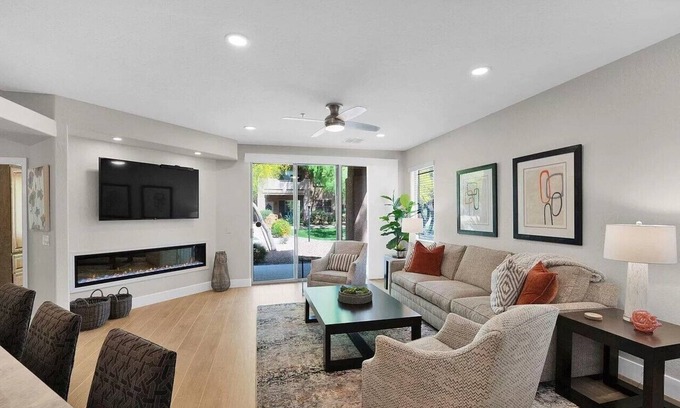 Central Scottsdale Condo | Modern Luxury Resort Style 3 BR Condo in Scottsdale - Newly Renovated