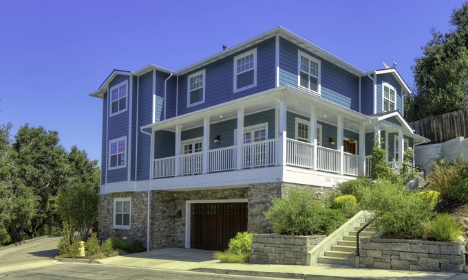 Arroyo Grande House | Modern Manse Near Village of Arroyo Grande